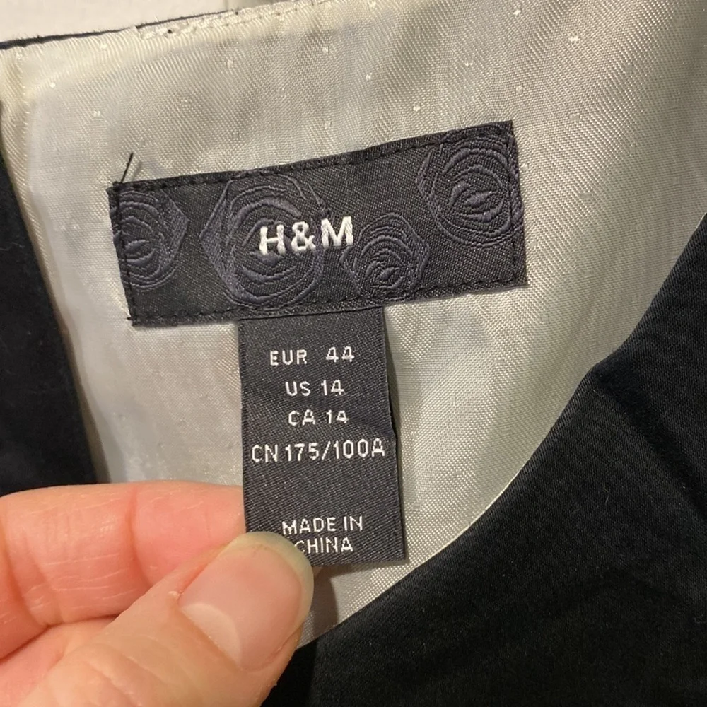 H&M Sexy Black Sheath Dress With Exposed Back Zip